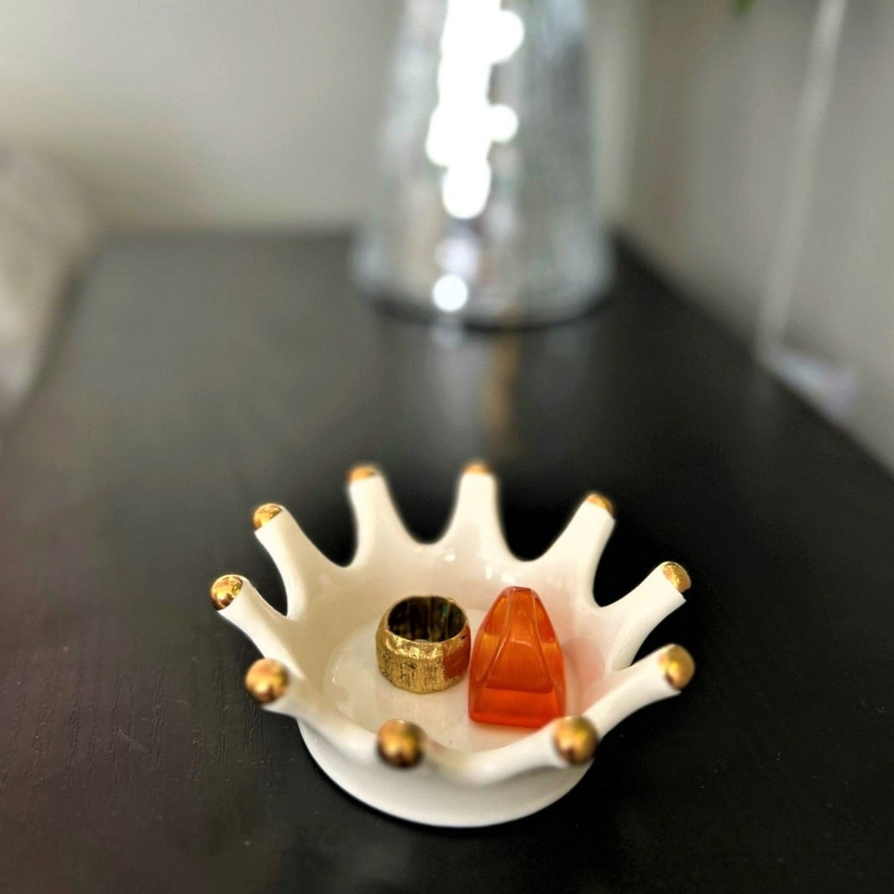 CROWN DISH