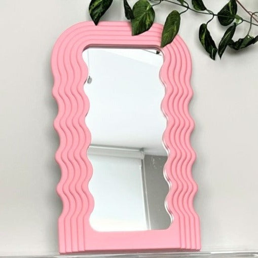 WAVY MIRROR